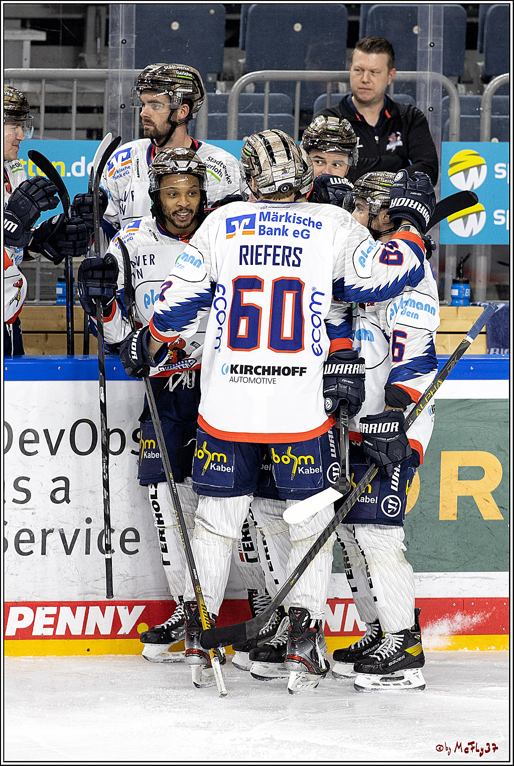 PENNY DEL;  Koelner Haie - Iserlohn Roosters; Koeln, 20.02.2022
